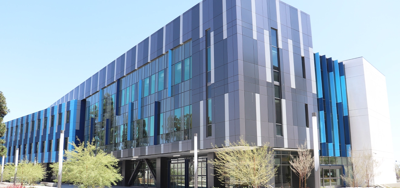 How to choose a high-quality Aluminium Honeycomb Panel like Alstone Alcomb? article cover image